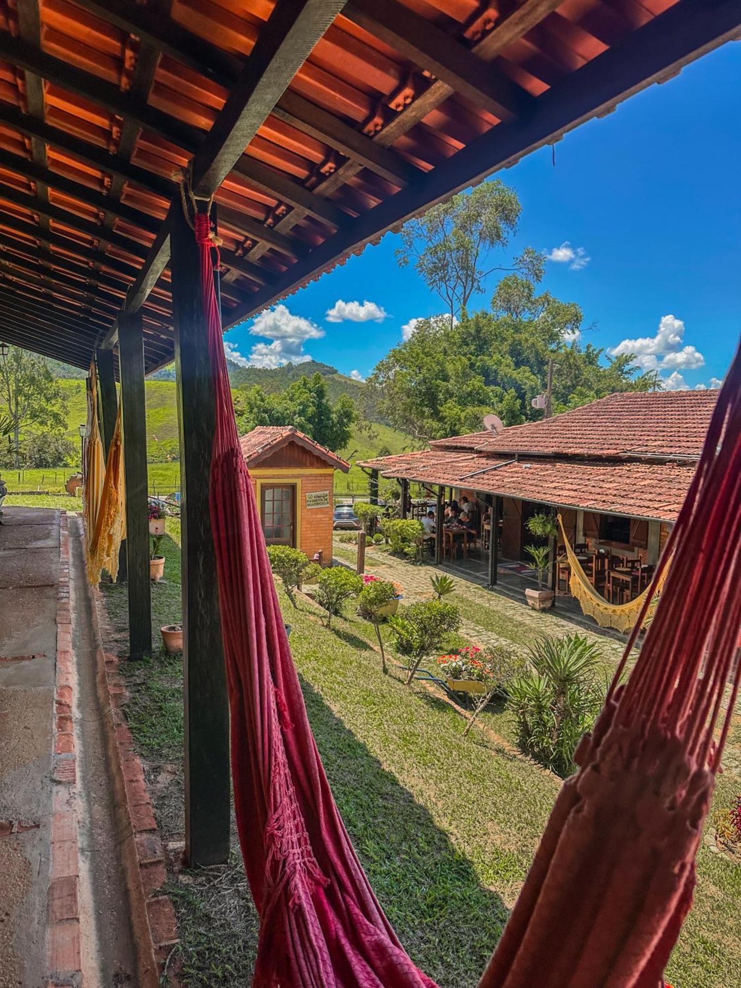 Pousada E Restaurante Casarao Passa-Quatro Buitenkant foto
